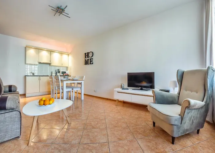 Port Ii, Sun & Snow *