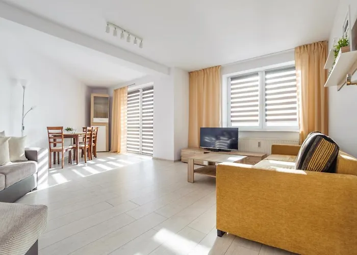 Port Ii, Sun & Snow *