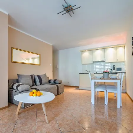 Port Ii, Sun & Snow Daire *