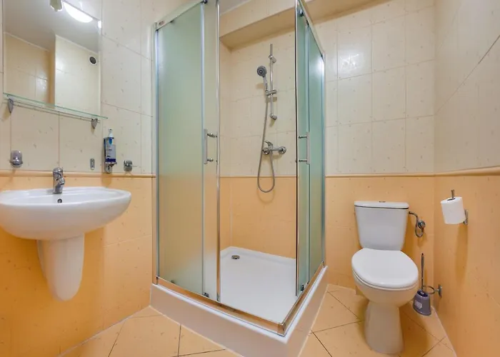 Port Ii, Sun & Snow Daire *